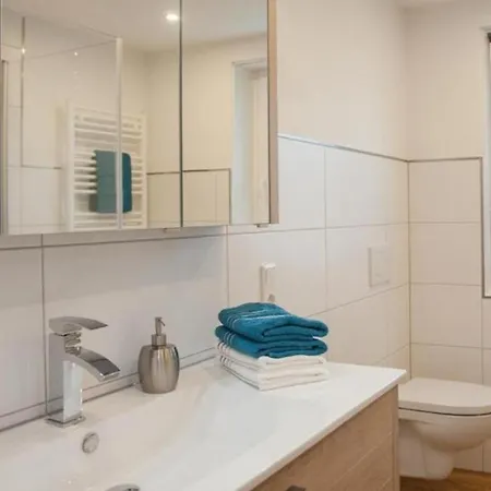 4bdr Close To The Ski Lifts- If You Want To Book, Please Contact On Wh-ats-app - 0034-656-619-782 !!!! Апартаменты